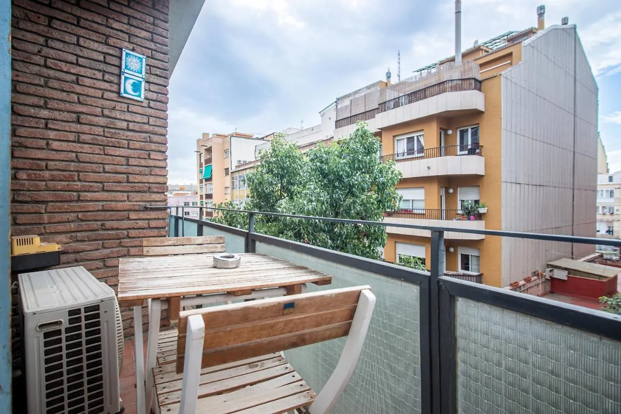 דירות ברצלונה The White Flats Les Corts ספרד