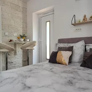 https://apartment-grzetic.primorje-gorskikotar.com